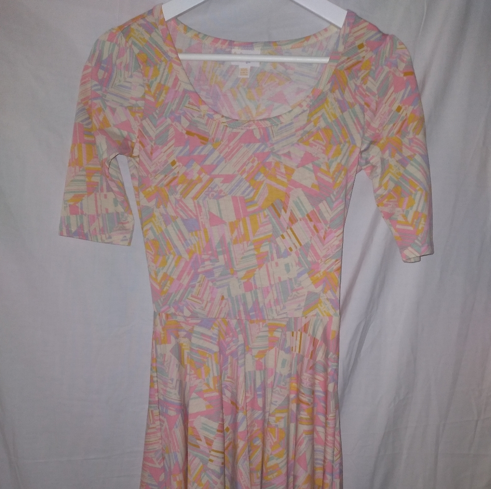 Lularoe Nicole Dress XXS   Never Worn Geometric